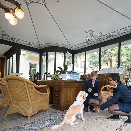 Villa Sofia Hotel การ์โดเน ริเวียรา ภายนอก รูปภาพ